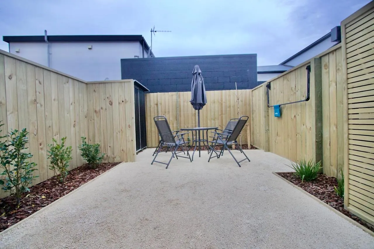 Perfect Modern Townhouse Cbd Christchurch 0*,  New Zealand